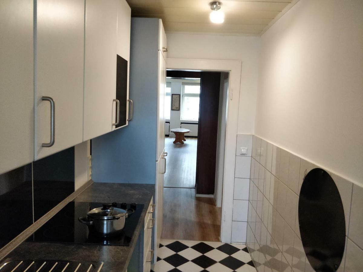 Avi Burgplatz Apartment Dusseldorf