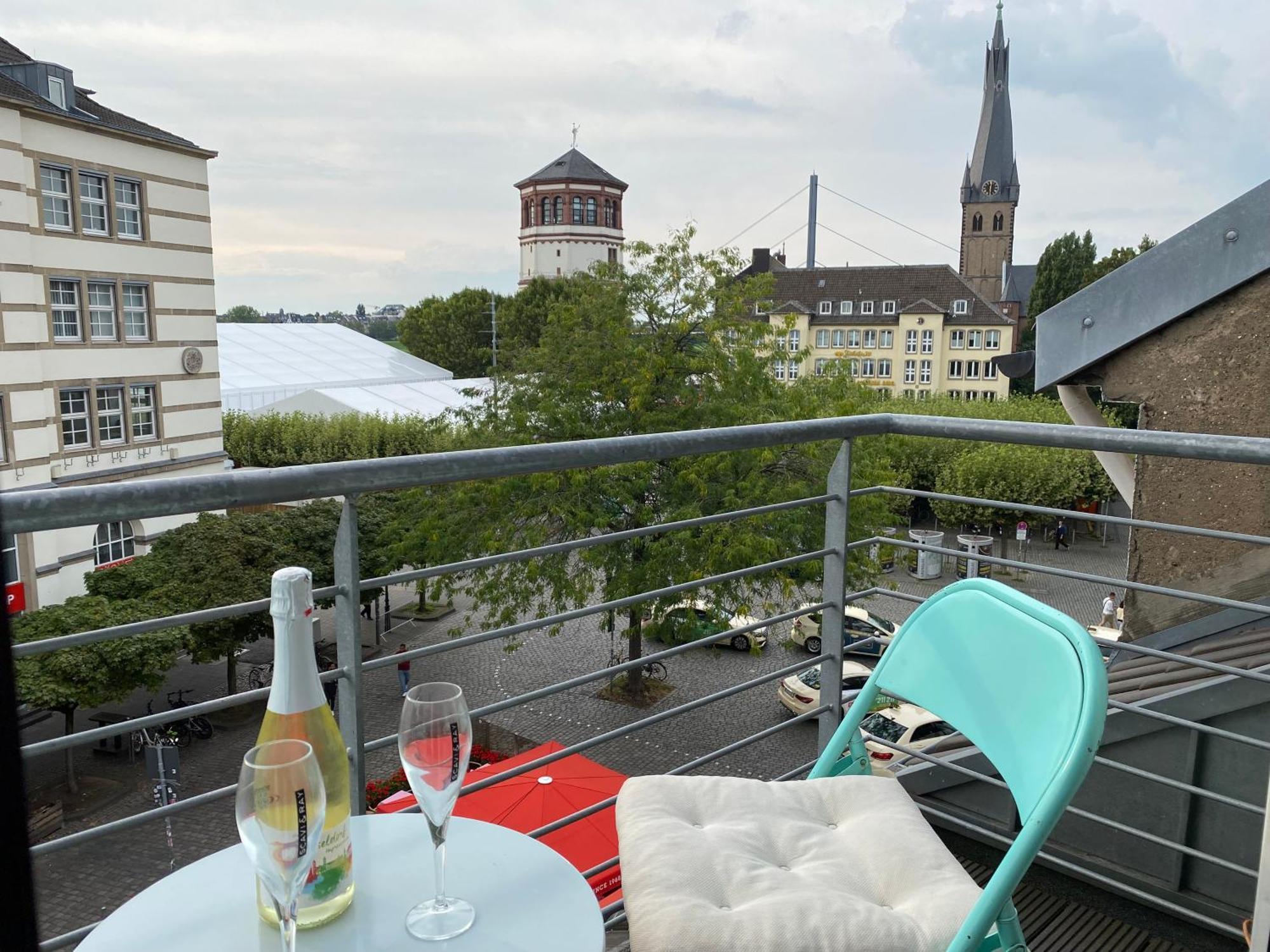 Avi Burgplatz Apartamento